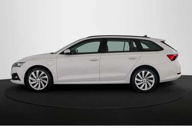 Škoda Octavia (2022) thumbnail 31