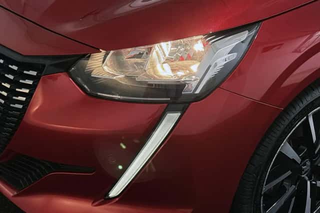 Peugeot 208 (2020) thumbnail 20