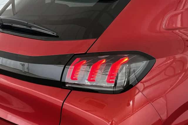 Peugeot 208 (2020) thumbnail 22