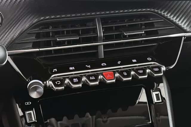 Peugeot 208 (2020) thumbnail 34