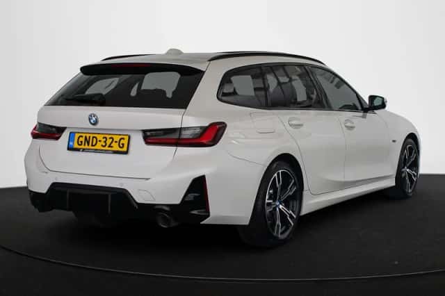 BMW 3-Serie (2022) thumbnail 3