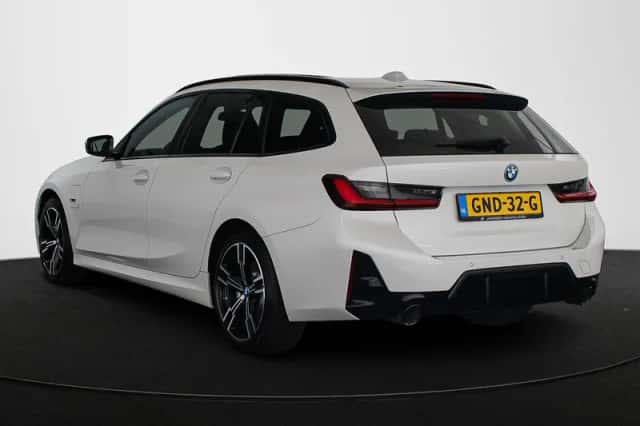 BMW 3-Serie (2022) thumbnail 4