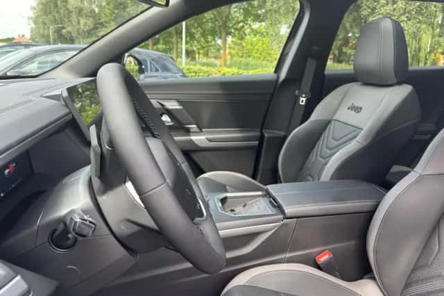 Jeep Compass (2026) thumbnail 12