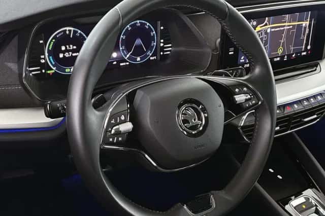 Škoda Octavia (2023) thumbnail 13