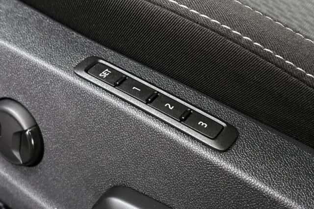 Škoda Octavia (2023) thumbnail 20