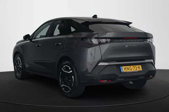 Peugeot e-3008 (2025) thumbnail 4