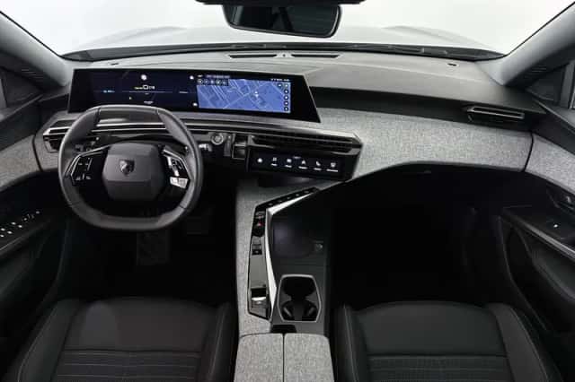 Peugeot e-3008 (2025) thumbnail 7