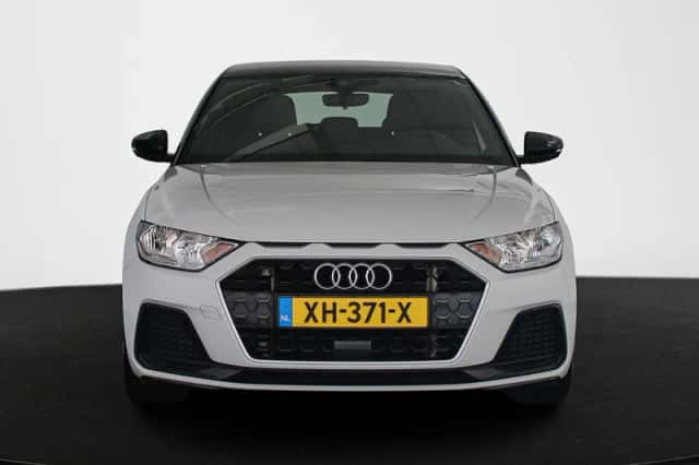 Audi A1 (2019) thumbnail 13