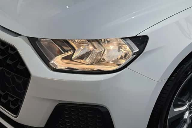 Audi A1 (2019) thumbnail 17