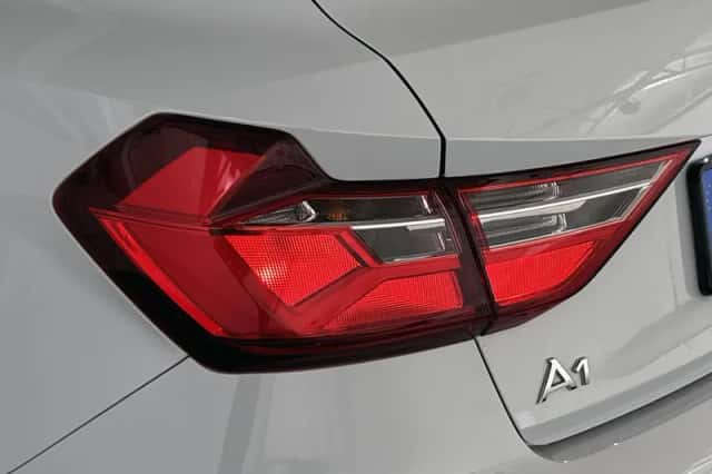 Audi A1 (2019) thumbnail 18