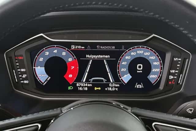 Audi A1 (2019) thumbnail 10