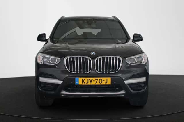BMW X3 (2021) thumbnail 14