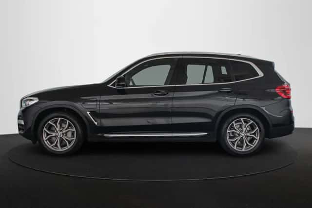BMW X3 (2021) thumbnail 32