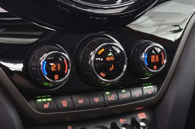 MINI Countryman (2022) thumbnail 26