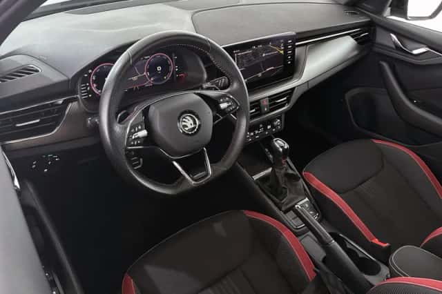 Škoda Kamiq (2022) thumbnail 5