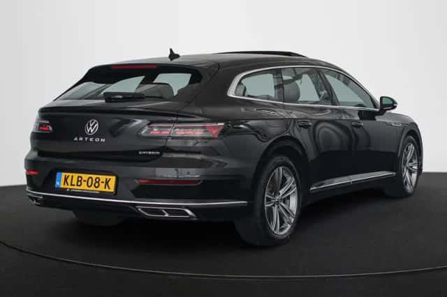 Volkswagen Arteon (2022) thumbnail 3