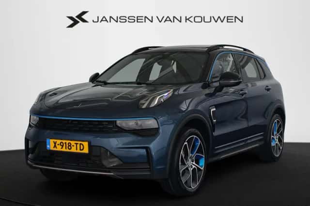 Lynk & Co 01 (2024) thumbnail 1