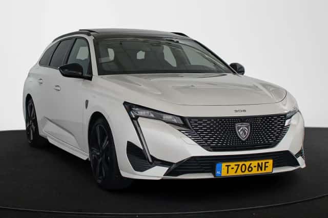 Peugeot 308 (2022) thumbnail 2
