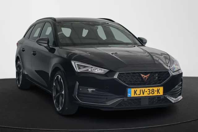 CUPRA Leon Sportstourer (2022) thumbnail 2
