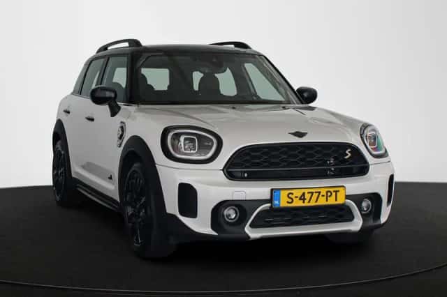 MINI Countryman (2023) thumbnail 2