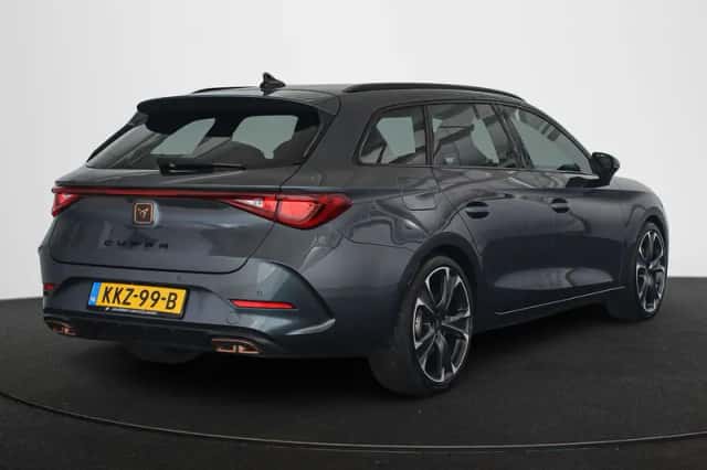 CUPRA Leon Sportstourer (2023) thumbnail 3