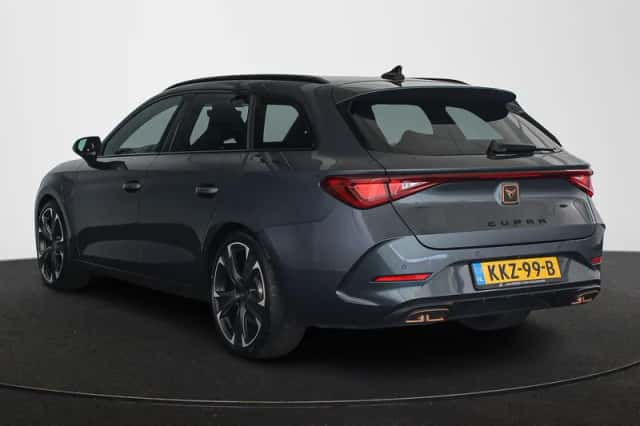 CUPRA Leon Sportstourer (2023) thumbnail 4