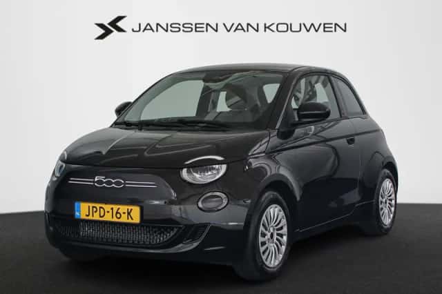 Fiat 500e (2025) thumbnail 1