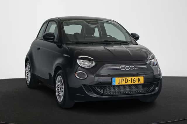 Fiat 500e (2025) thumbnail 2