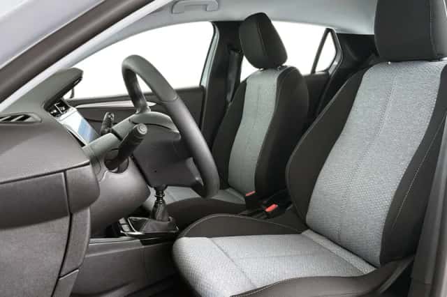 Opel Corsa (2025) thumbnail 6