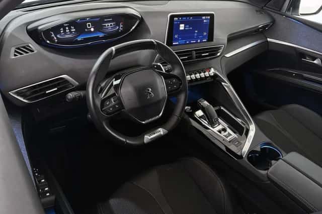 Peugeot 5008 (2020) thumbnail 5