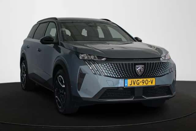 Peugeot E-5008 (2026) thumbnail 2