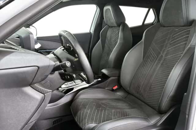 Peugeot e-2008 (2023) thumbnail 6
