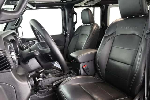 Jeep Wrangler (2021) thumbnail 6