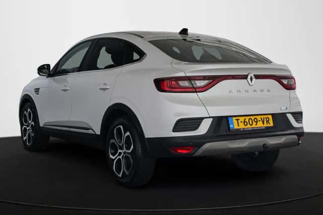 Renault Arkana (2022) thumbnail 4