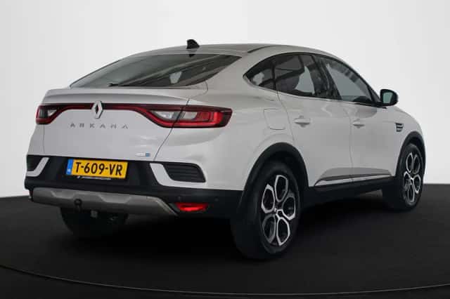 Renault Arkana (2022) thumbnail 3