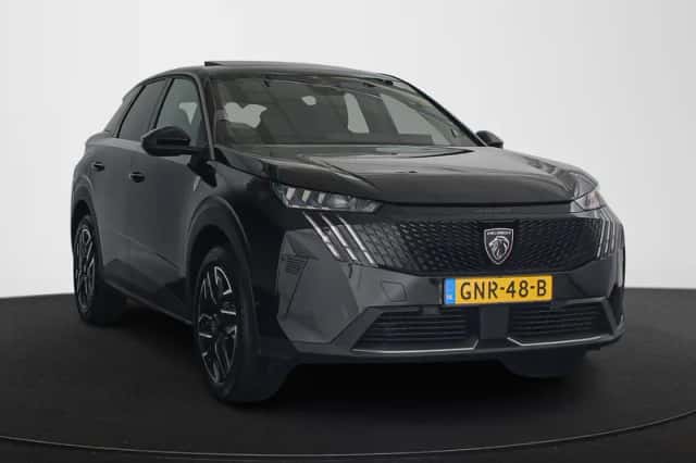 Peugeot 3008 (2024) thumbnail 2