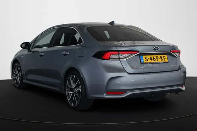 Toyota Corolla (2023) thumbnail 4