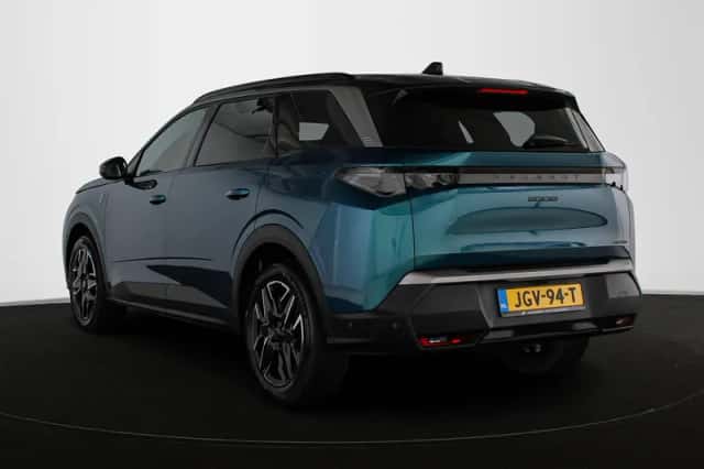Peugeot 5008 (2025) thumbnail 4