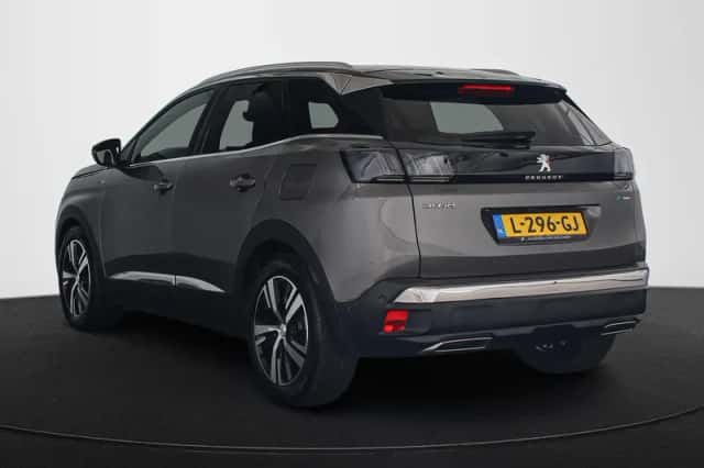 Peugeot 3008 (2021) thumbnail 4