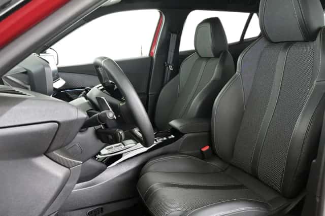 Peugeot 2008 (2025) thumbnail 6