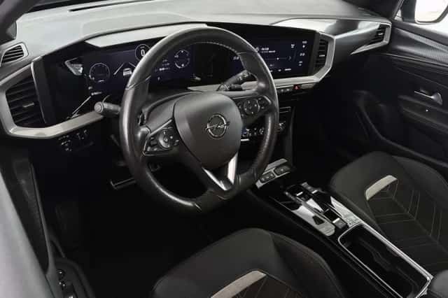 Opel Mokka (2023) thumbnail 5