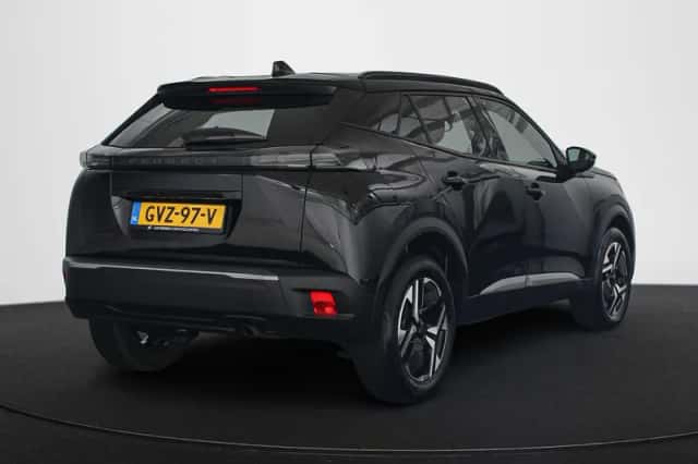 Peugeot 2008 (2024) thumbnail 3