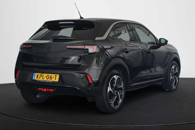 Opel Mokka-e (2024) thumbnail 3