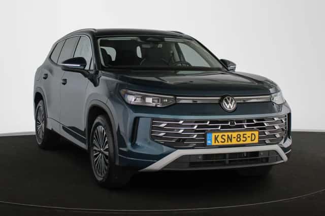 Volkswagen Tayron (2025) thumbnail 2