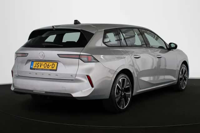 Opel Astra (2025) thumbnail 3