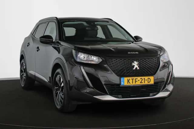 Peugeot e-2008 (2022) thumbnail 2