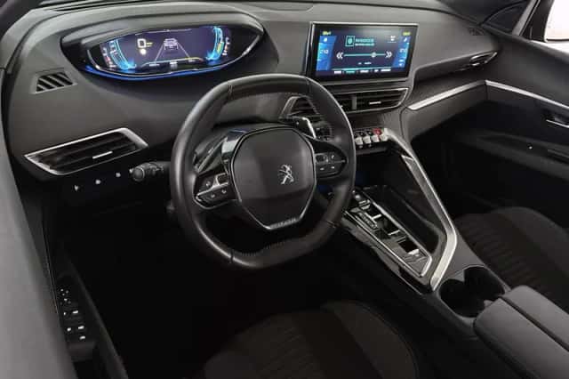 Peugeot 3008 (2025) thumbnail 5