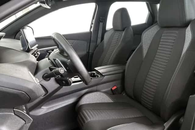 Peugeot 3008 (2025) thumbnail 6