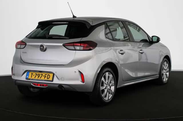 Opel Corsa (2023) thumbnail 3