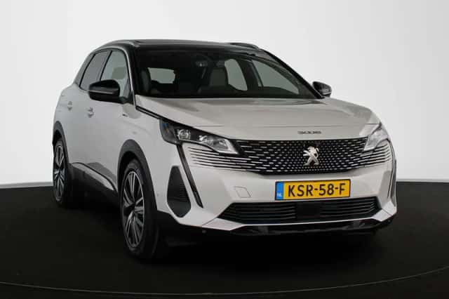 Peugeot 3008 (2021) thumbnail 2